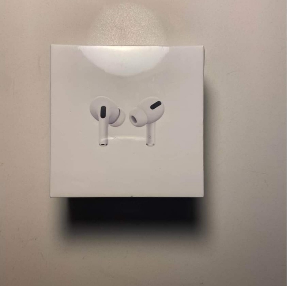 Airpods Pro 3rd Generation New In Box Sealed
